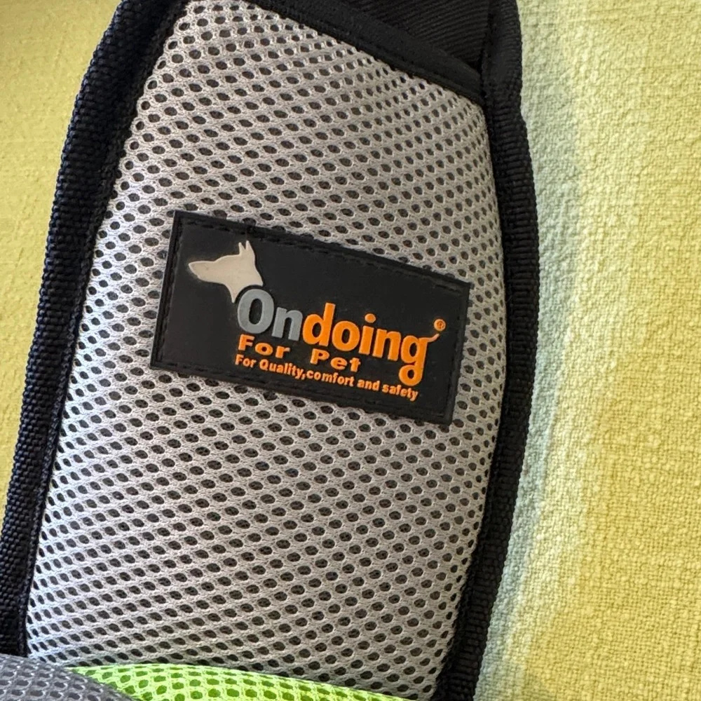 Crossbody-sling small dog carrier